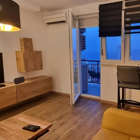 Apartment Qr For Family, Couples, And Friends In *