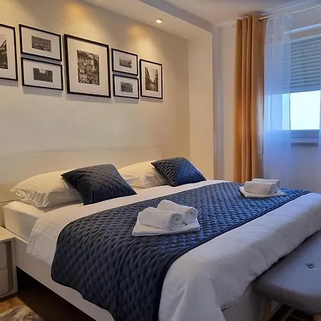 Qr For Family, Couples, And Friends In * Rijeka