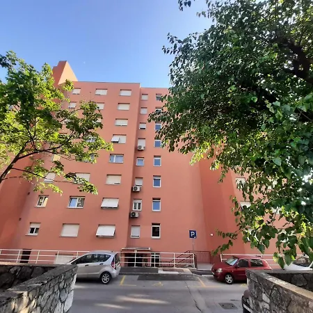 Qr For Family, Couples, And Friends In Lägenhet *